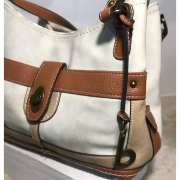 B.Ø.C Double Handle White & Brown Faux Leather Purse With Front Turn-Lock & Zipp - Picture 2 of 16